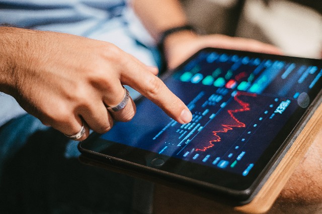 Investimentos alternativos: conheça as vantagens e os riscos